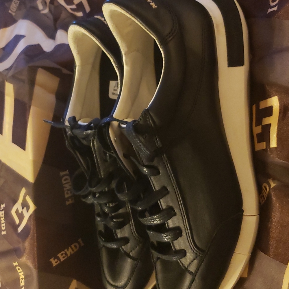 Manuel Barcelo Worn & Refinished - image 2